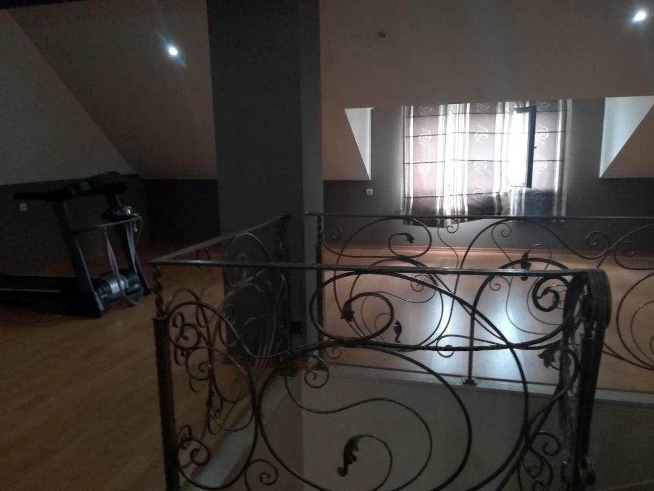 Leon Hotel Tbilisi Bagian luar foto